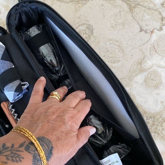 NEW! ALLCAMP Wine Tote Bag with Cooler Compartment Two Sets of Tableware Picnic - Picture 7 of 9